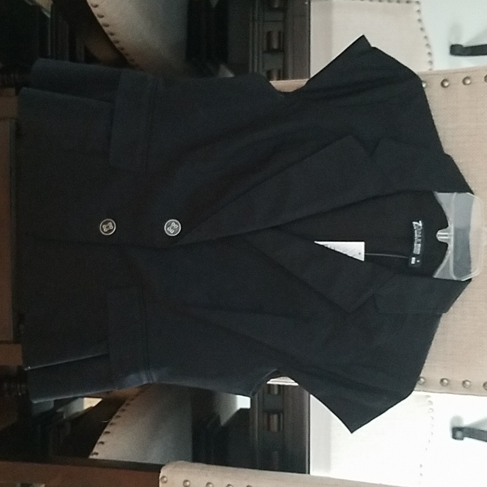 NY&CO khaki material short sleeve blazer.